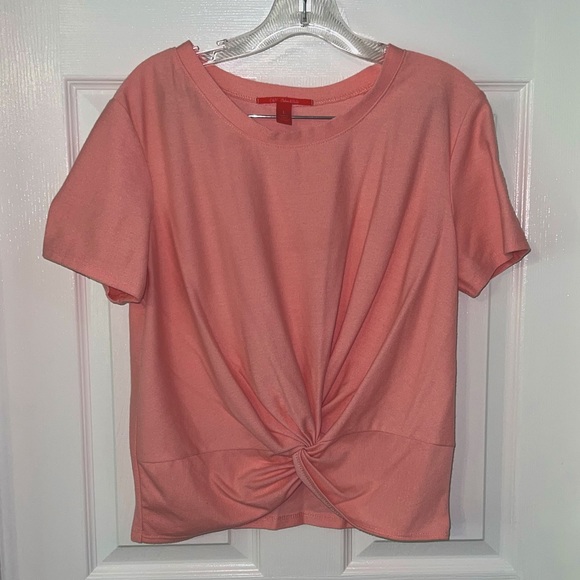 Chelsea & Violet Twist Front Top - Picture 1 of 3